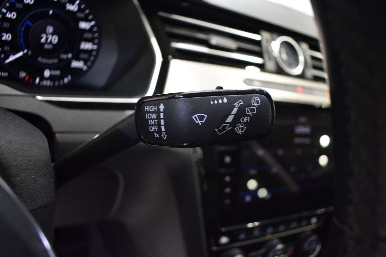 VW PASSAT en Minoautos