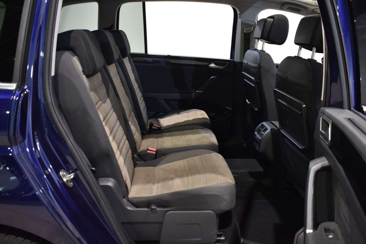 VW TOURAN en Minoautos