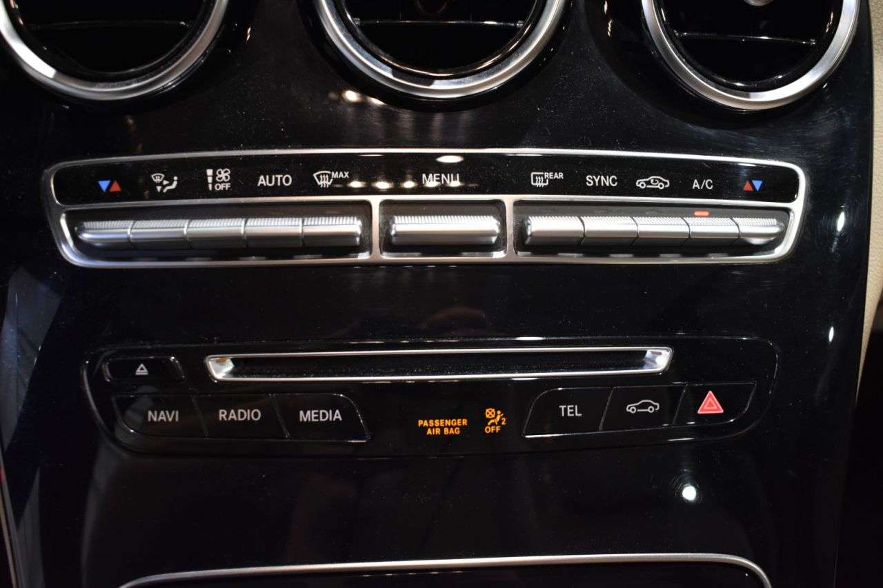 MERCEDES-BENZ CLASE C en Minoautos