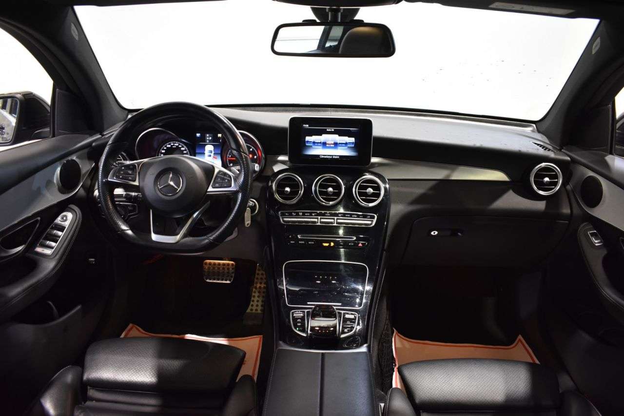 MERCEDES-BENZ GLC COUP� en Minoautos