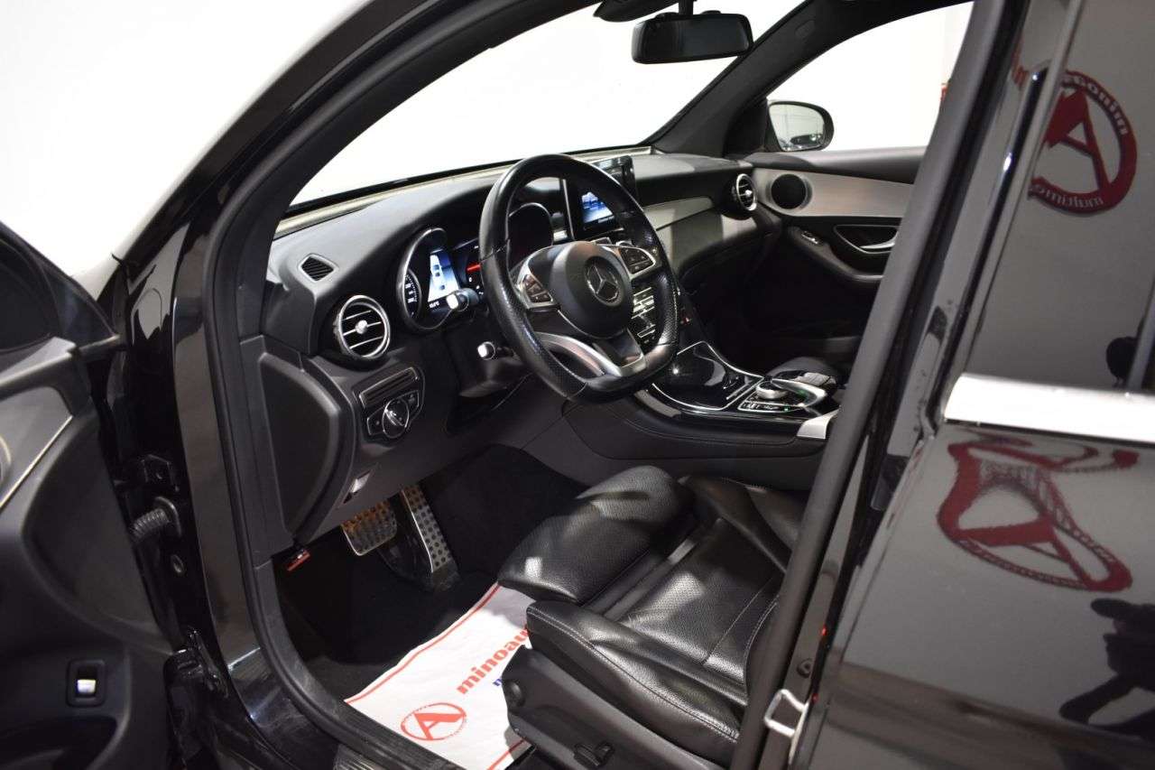 MERCEDES-BENZ GLC COUP� en Minoautos