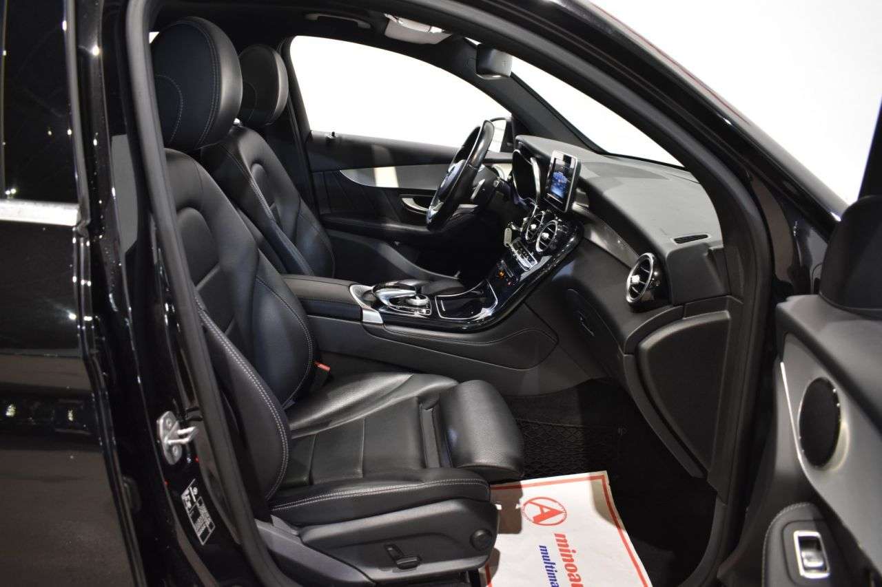 MERCEDES-BENZ GLC COUP� en Minoautos