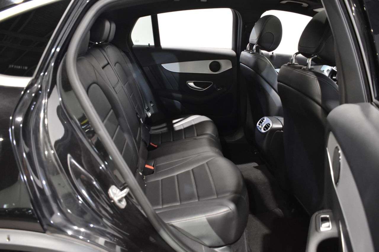 MERCEDES-BENZ GLC COUP� en Minoautos