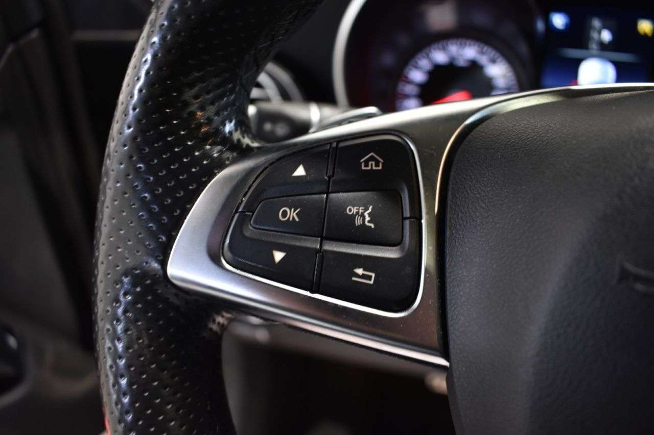 MERCEDES-BENZ GLC COUP� en Minoautos