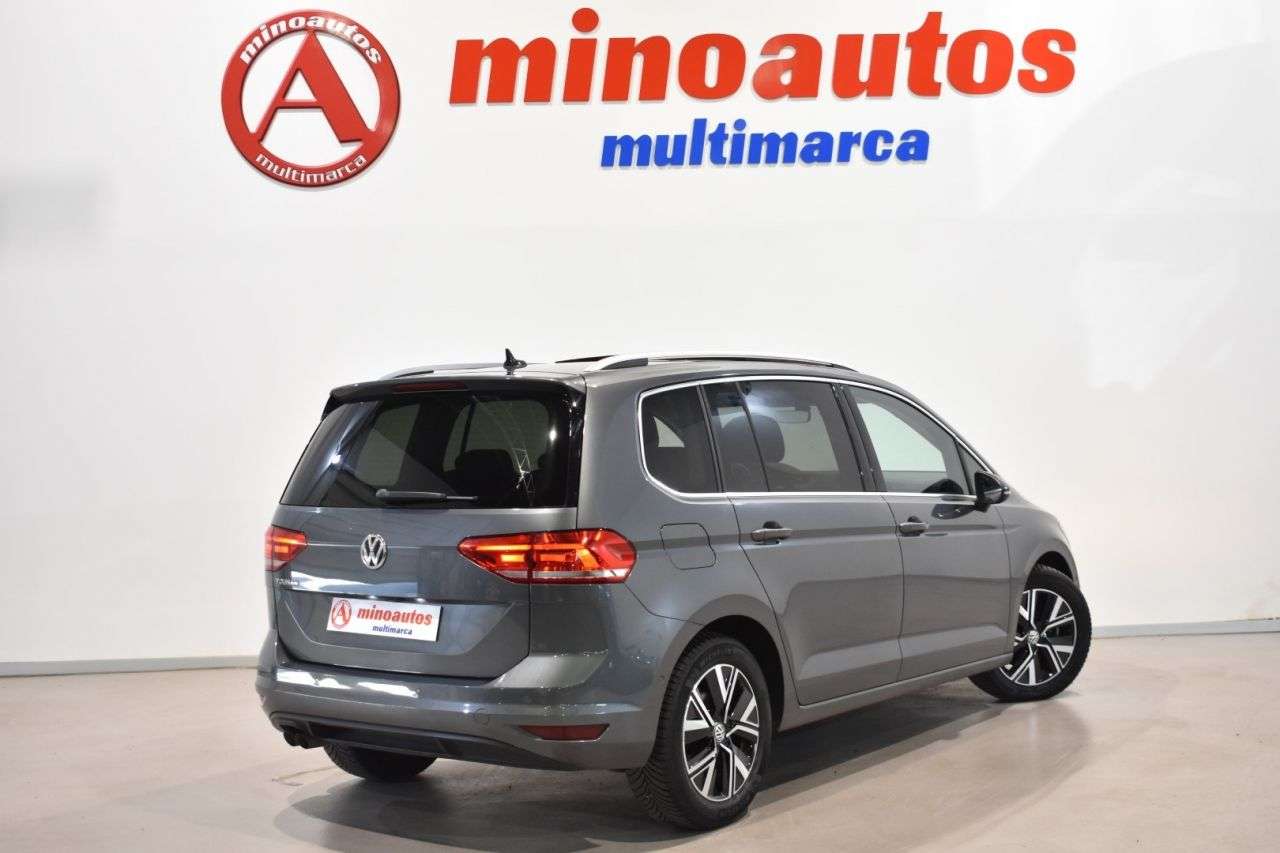 VW TOURAN en Minoautos