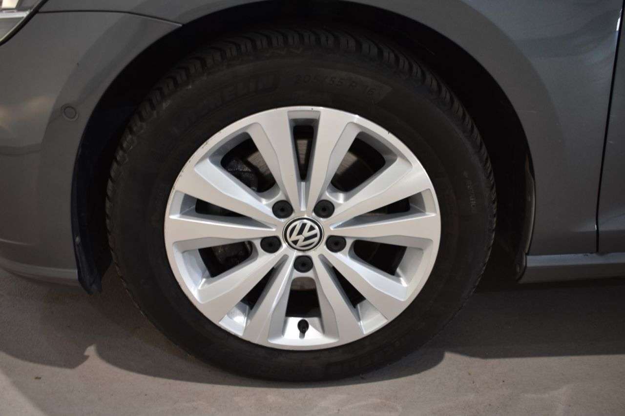 VW GOLF en Minoautos