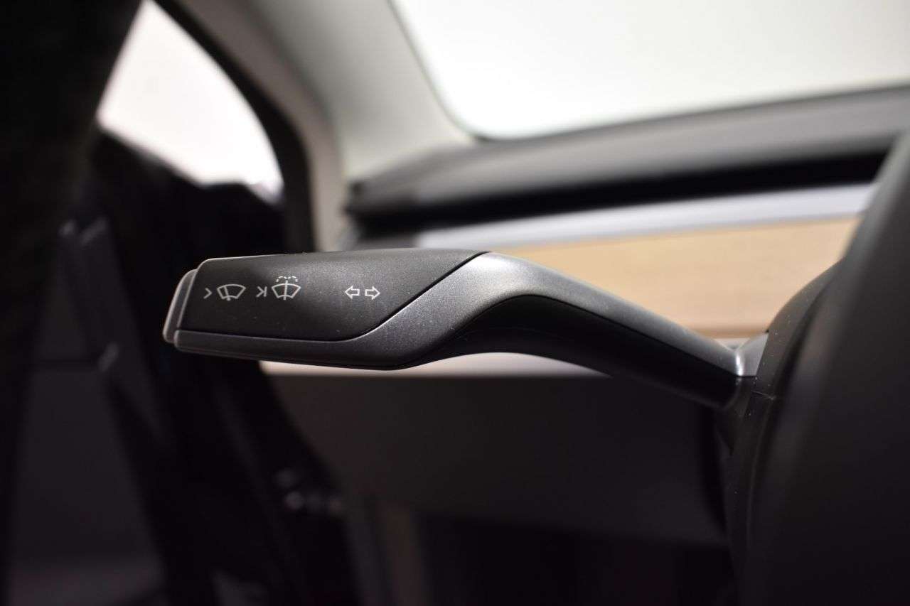 TESLA MODEL 3 en Minoautos