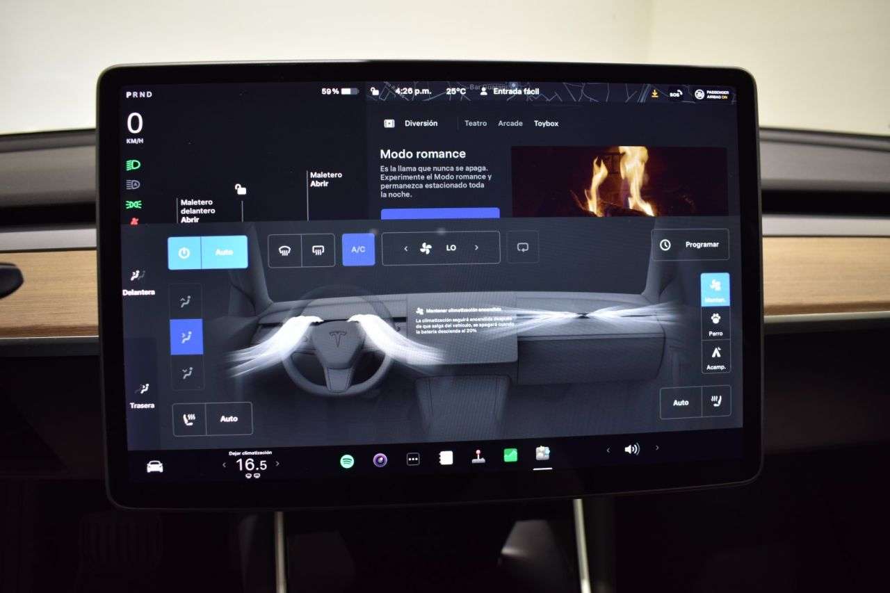 TESLA MODEL 3 en Minoautos