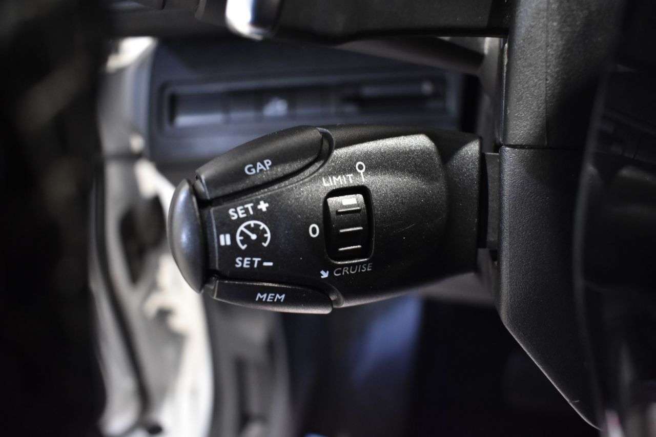 PEUGEOT 5008 en Minoautos