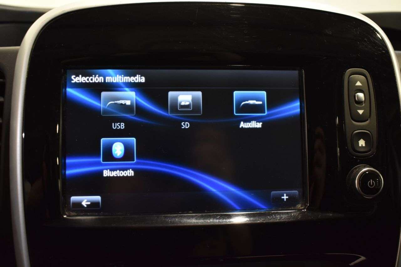 RENAULT TRAFIC en Minoautos