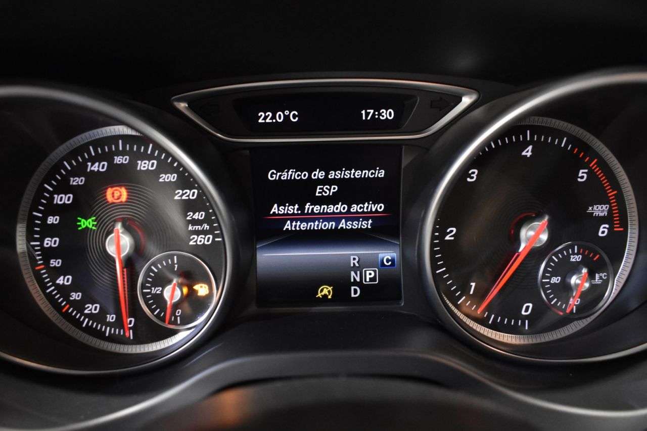MERCEDES-BENZ CLASE CLA en Minoautos