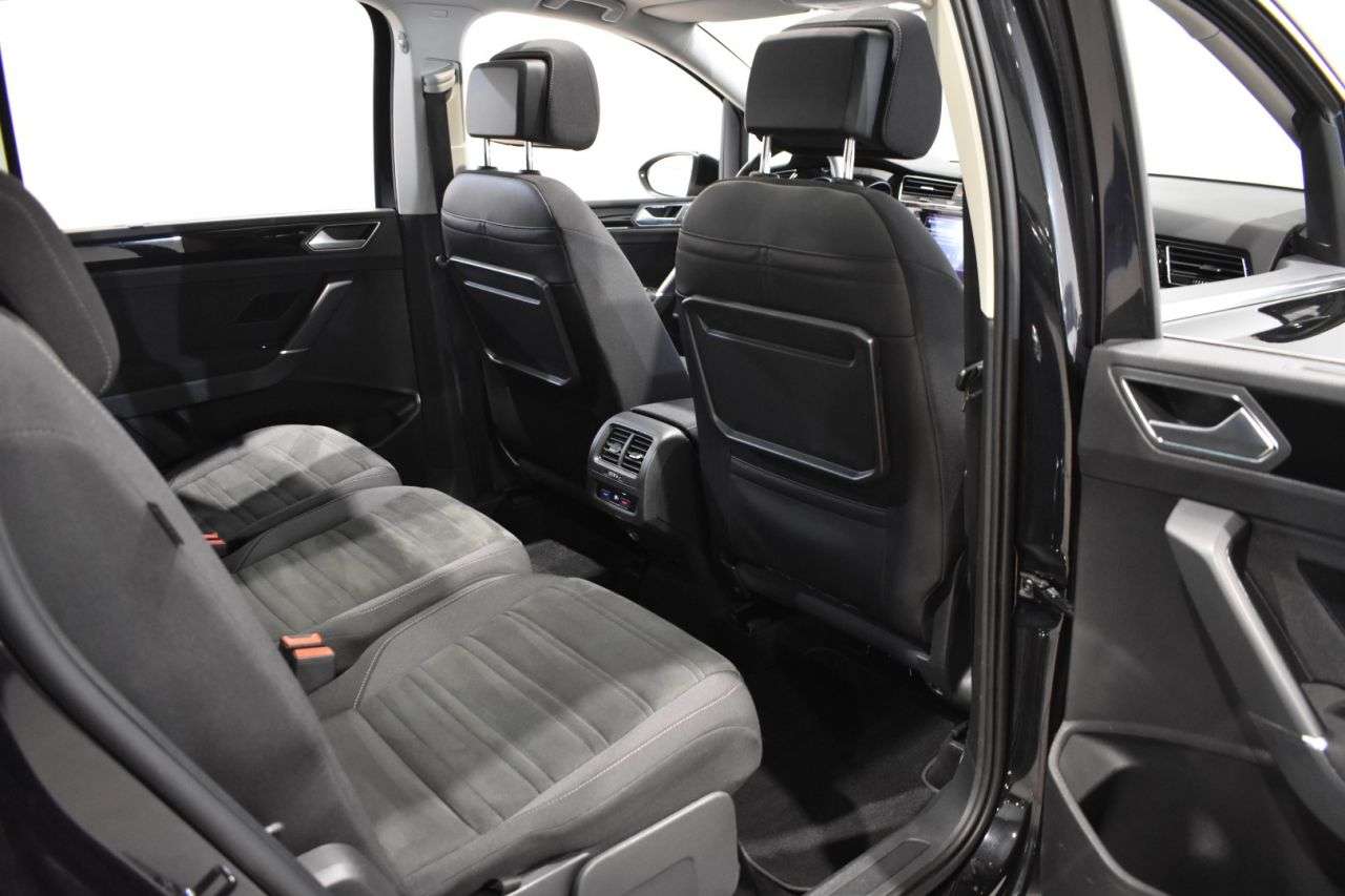 VW TOURAN en Minoautos