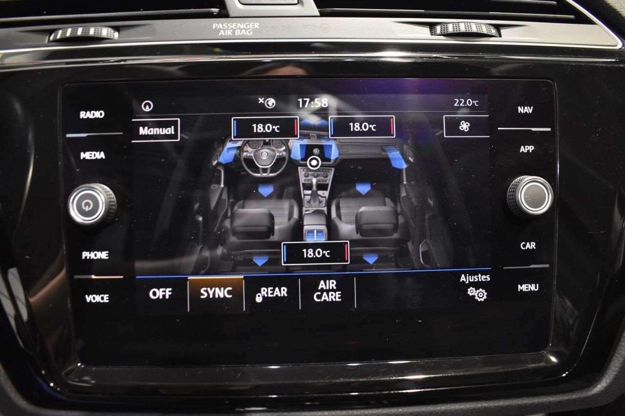 VW TOURAN en Minoautos