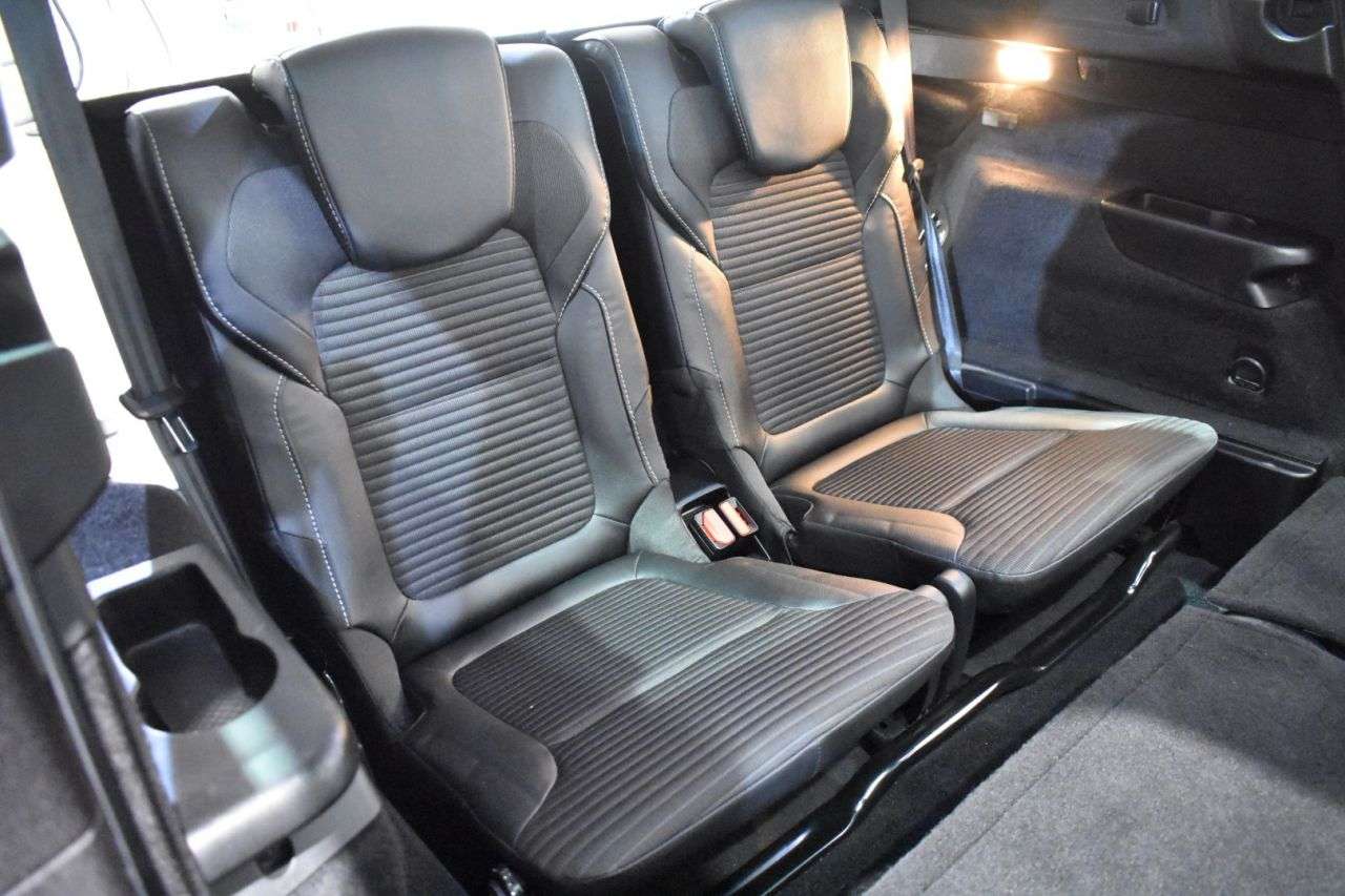 RENAULT GRAND SCENIC en Minoautos