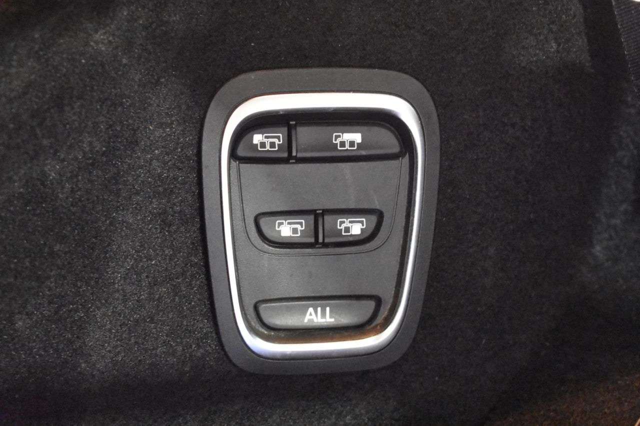 RENAULT GRAND SCENIC en Minoautos