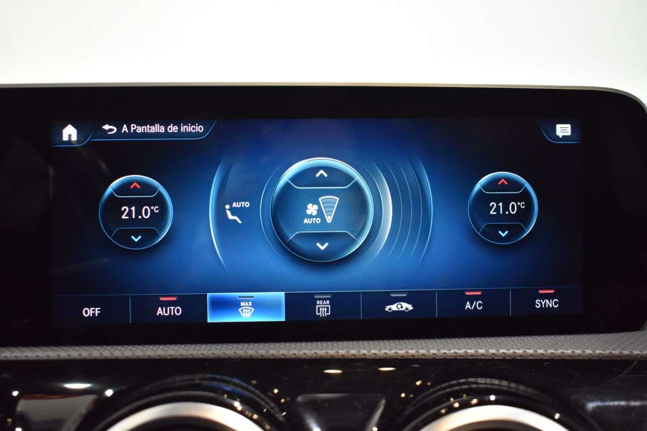 MERCEDES-BENZ CLASE CLA en Minoautos