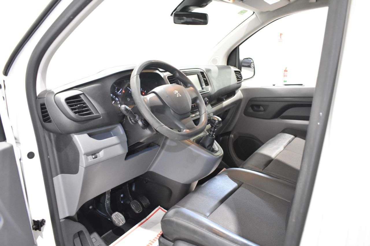 PEUGEOT EXPERT en Minoautos