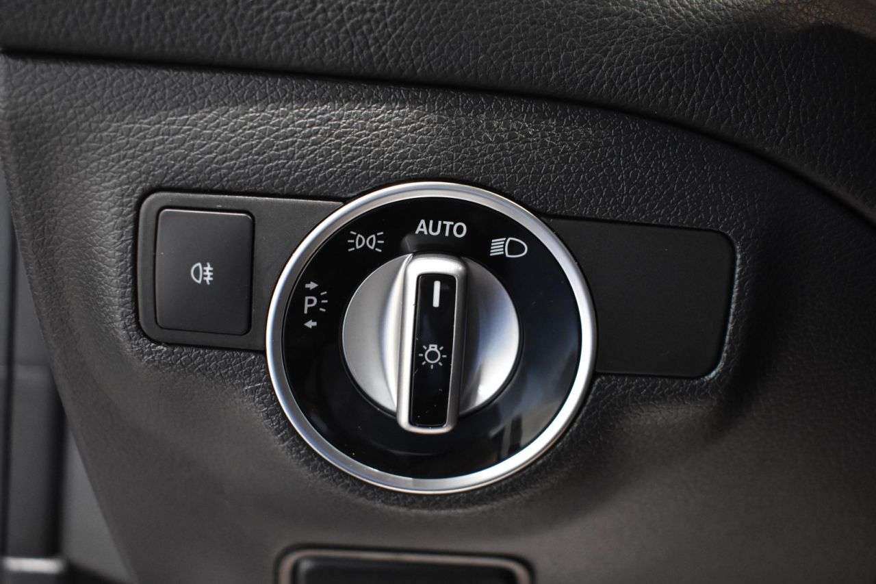 MERCEDES-BENZ CLASE CLA en Minoautos