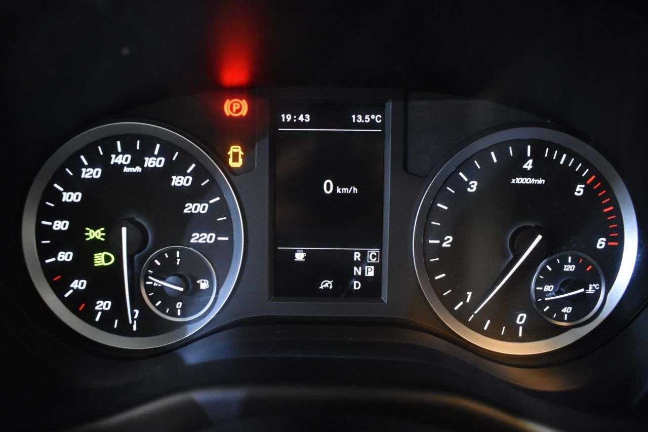 MERCEDES-BENZ VITO en Minoautos