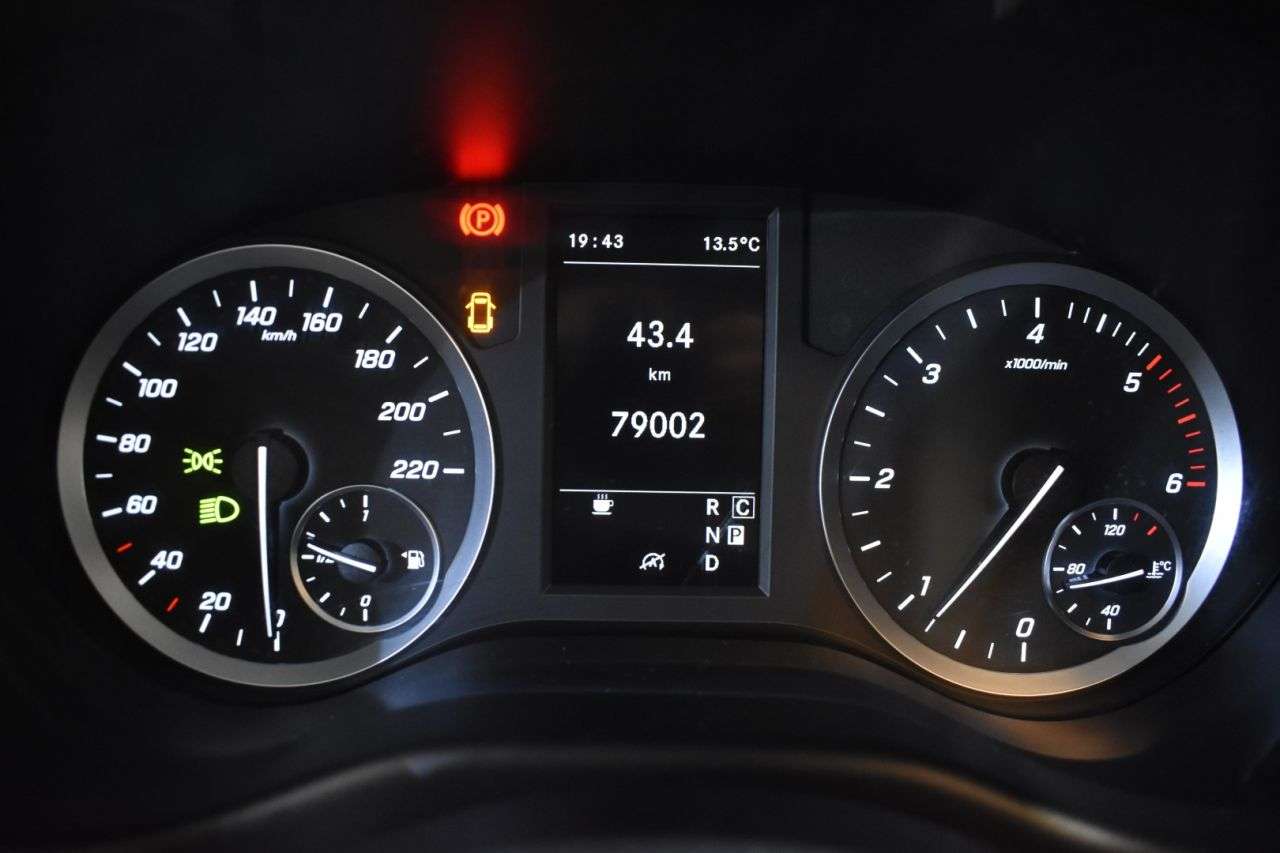 MERCEDES-BENZ VITO en Minoautos