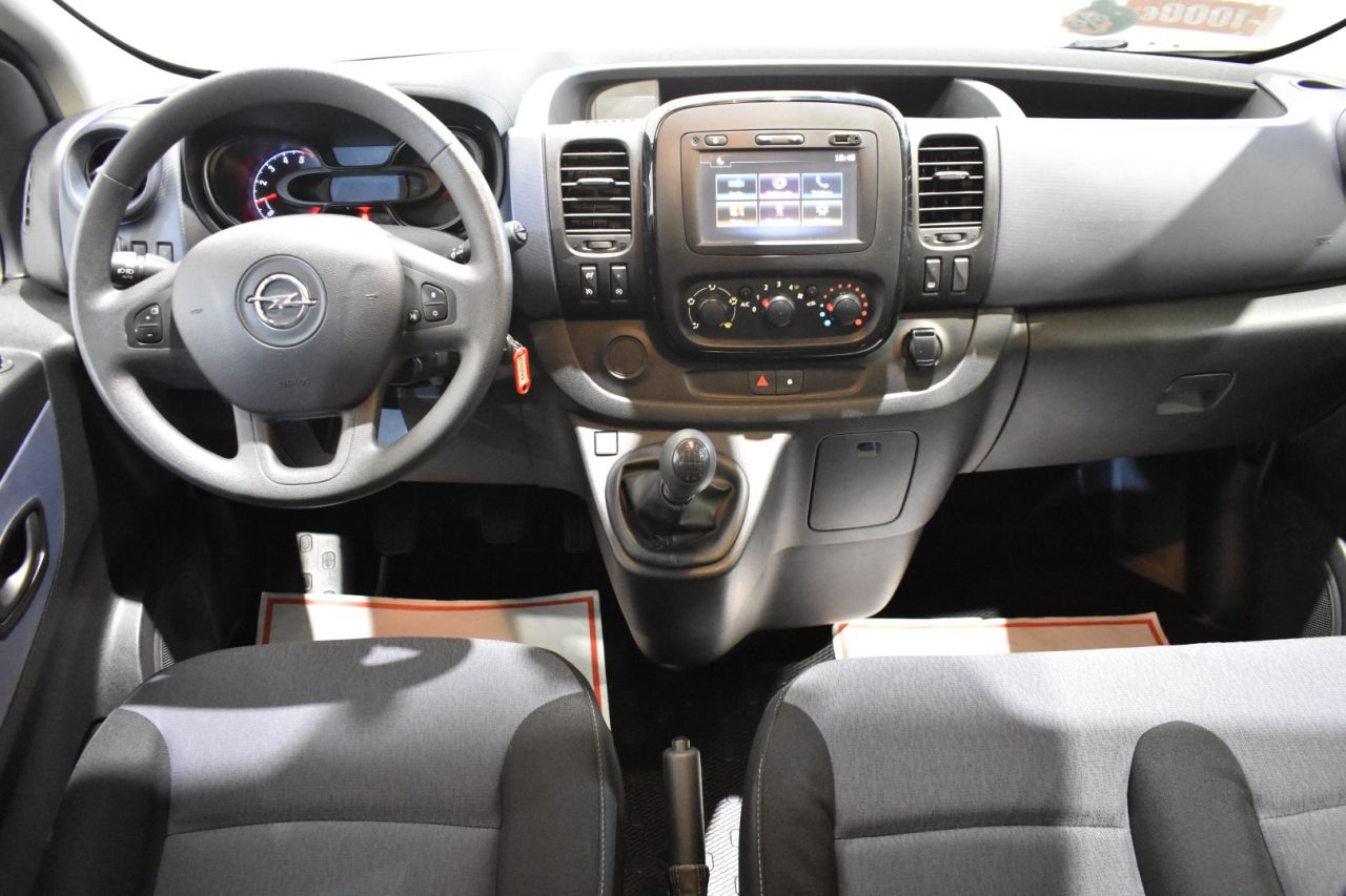 OPEL VIVARO en Minoautos