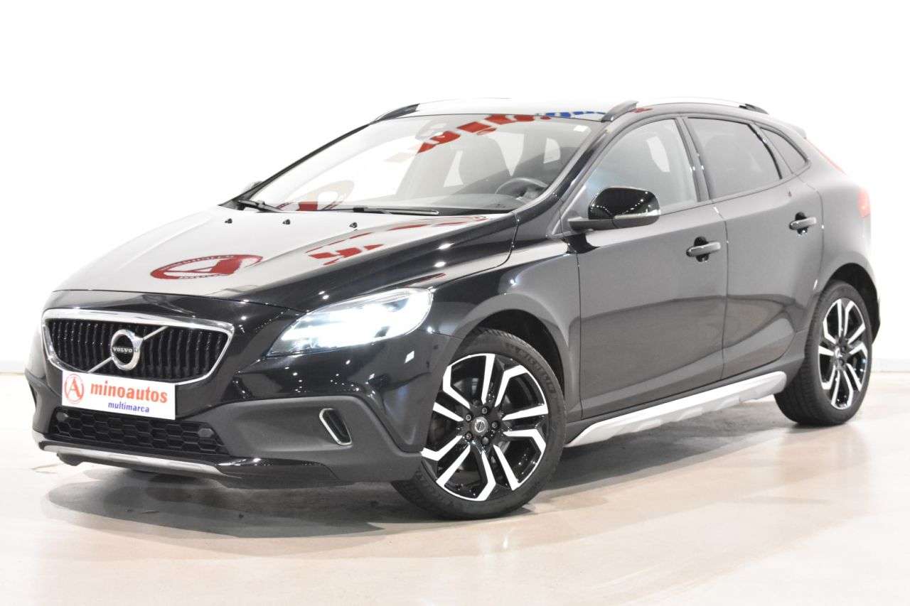 VOLVO V40 CROSS COUNTRY en Minoautos