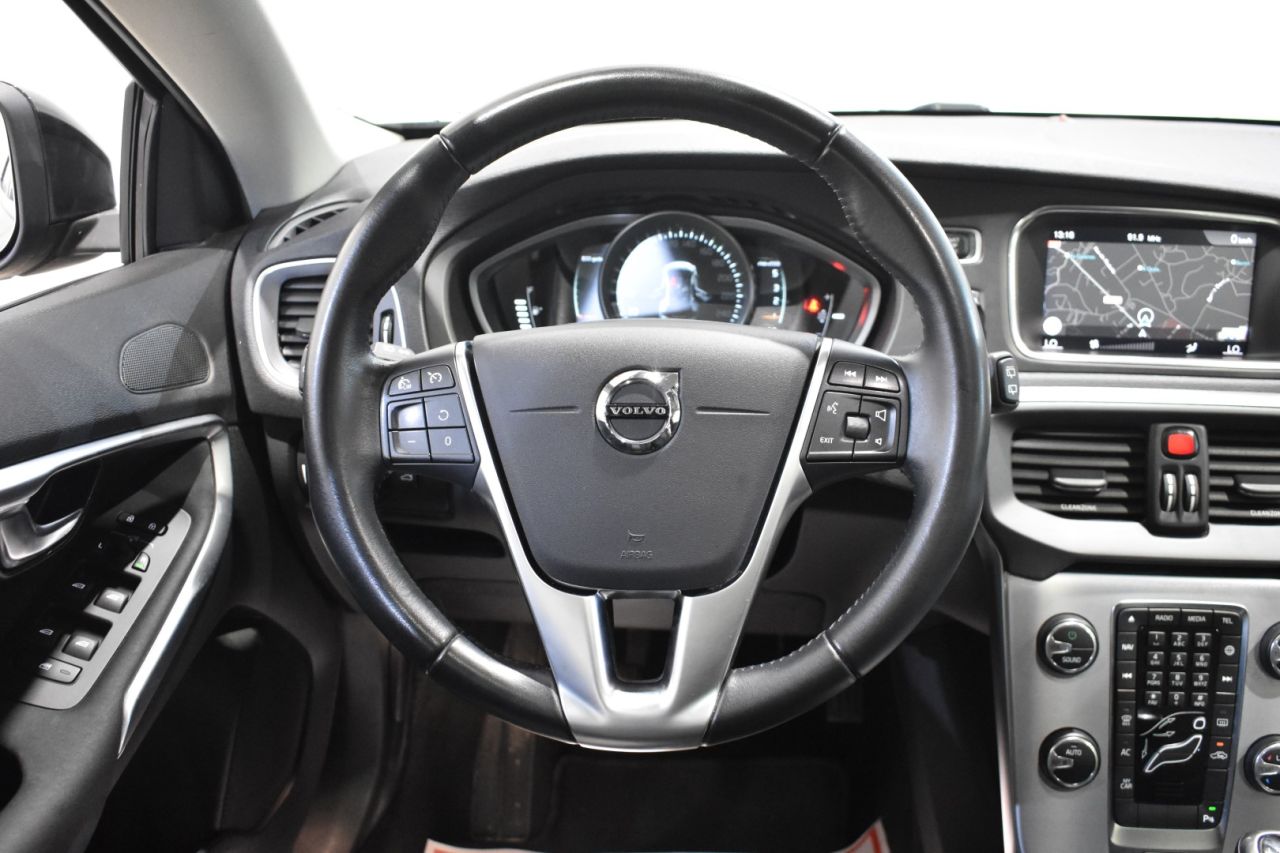 VOLVO V40 CROSS COUNTRY en Minoautos