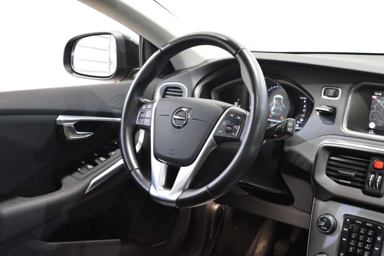 VOLVO V40 CROSS COUNTRY en Minoautos