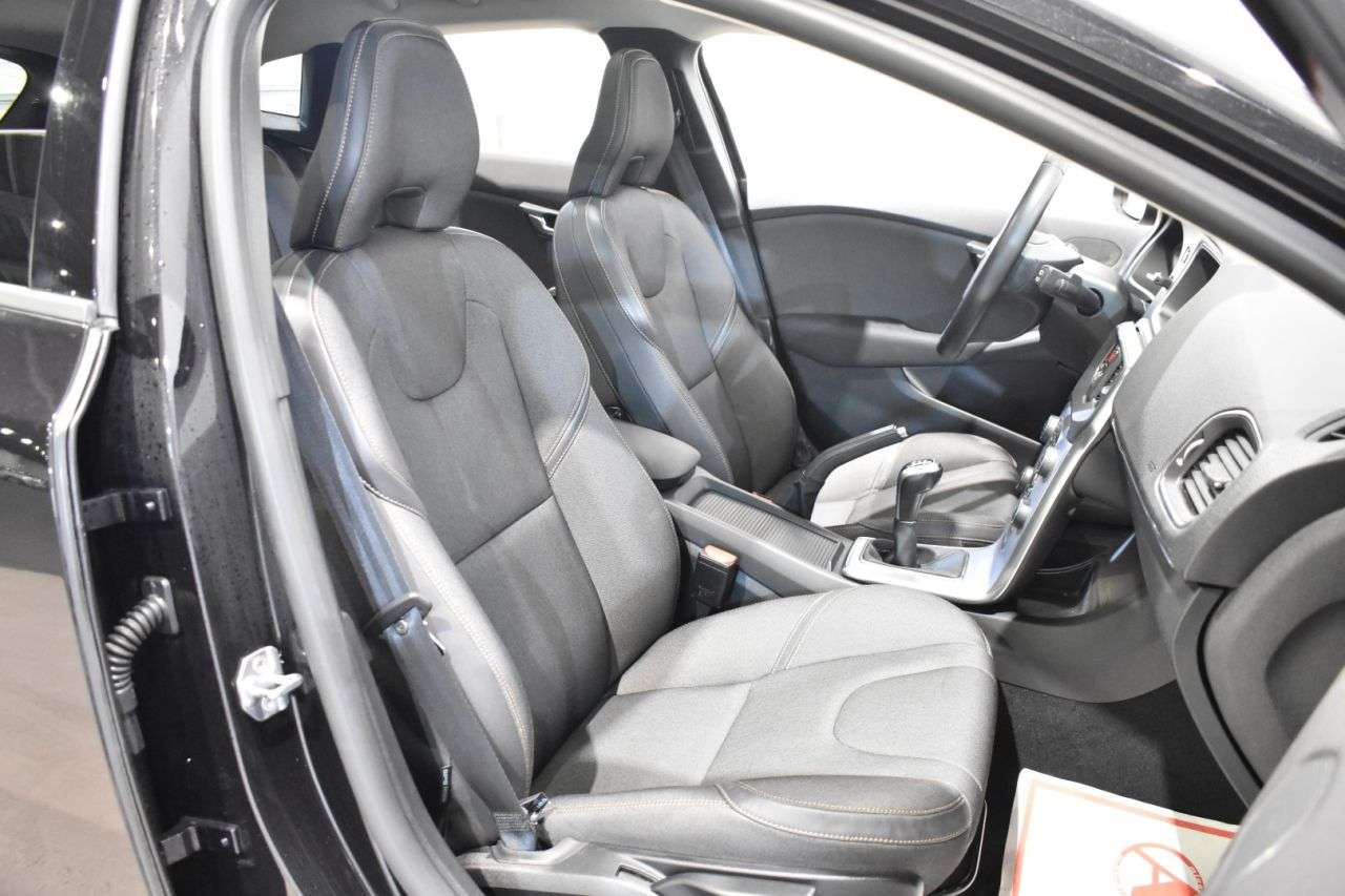 VOLVO V40 CROSS COUNTRY en Minoautos