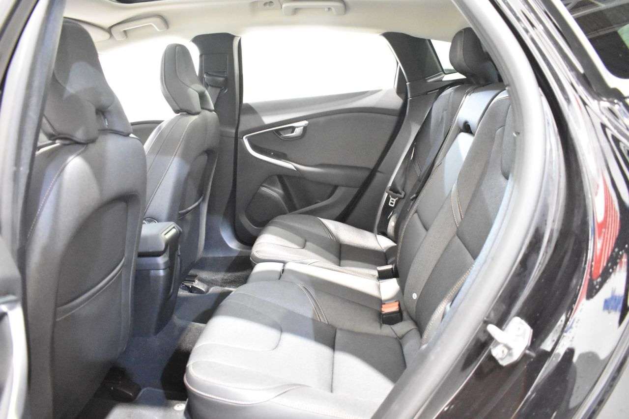 VOLVO V40 CROSS COUNTRY en Minoautos