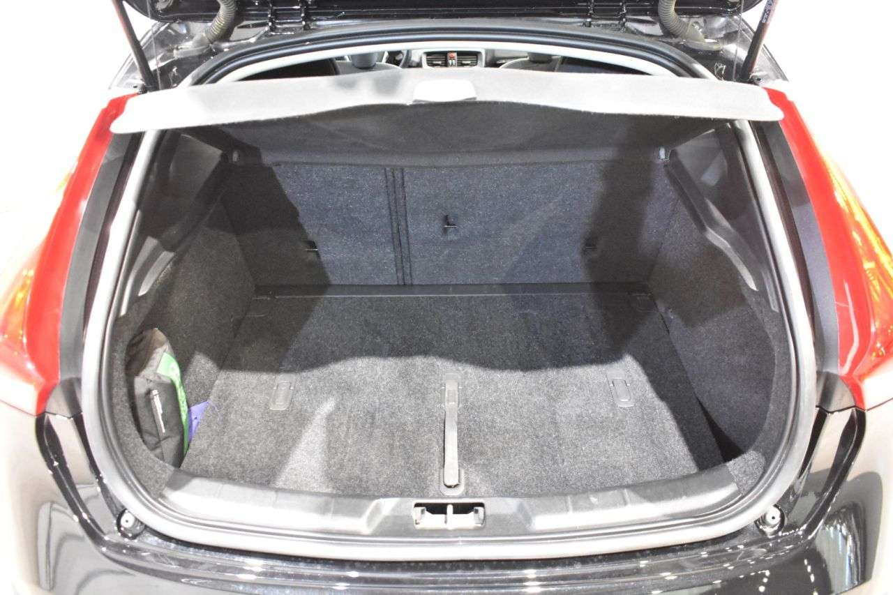 VOLVO V40 CROSS COUNTRY en Minoautos