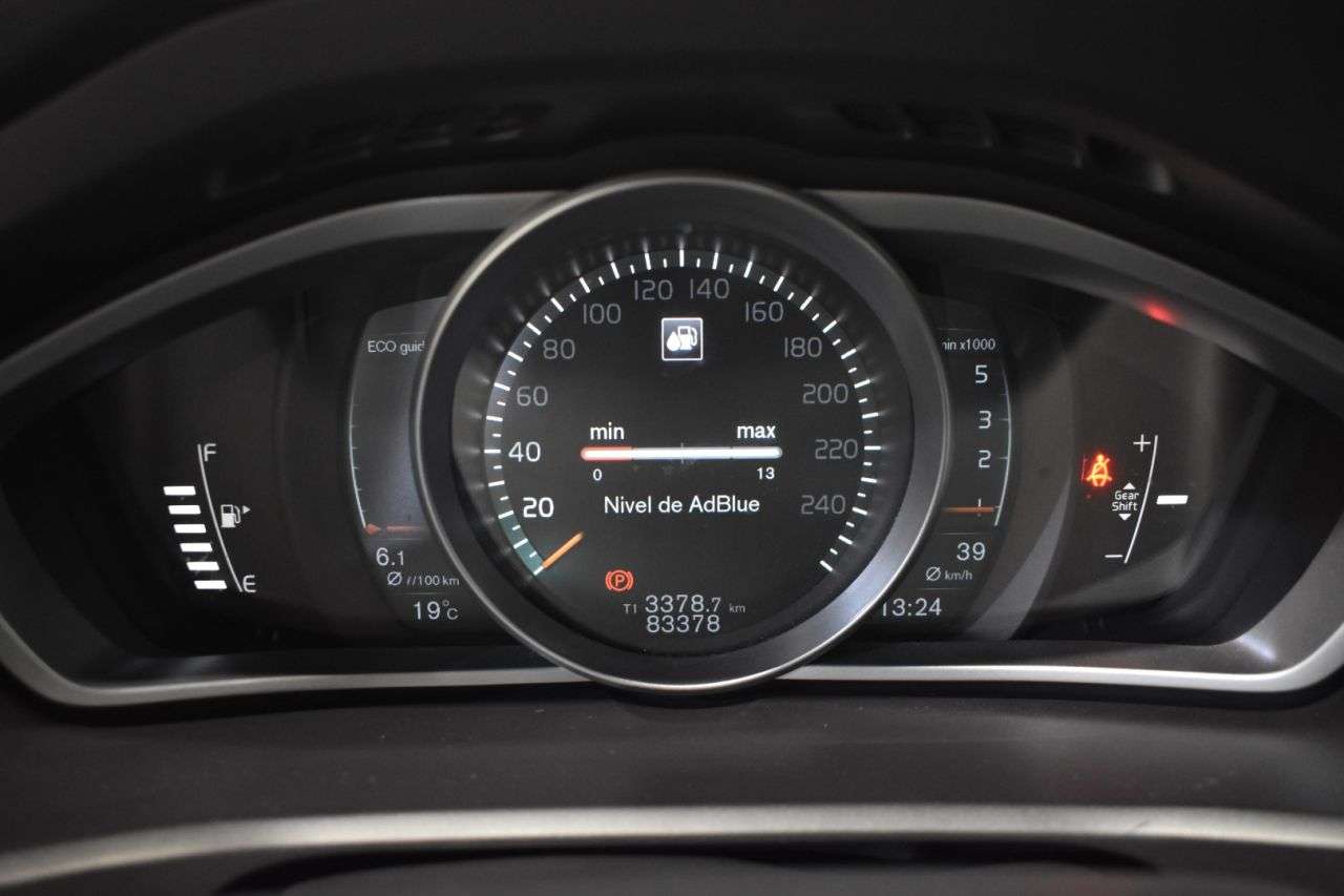 VOLVO V40 CROSS COUNTRY en Minoautos