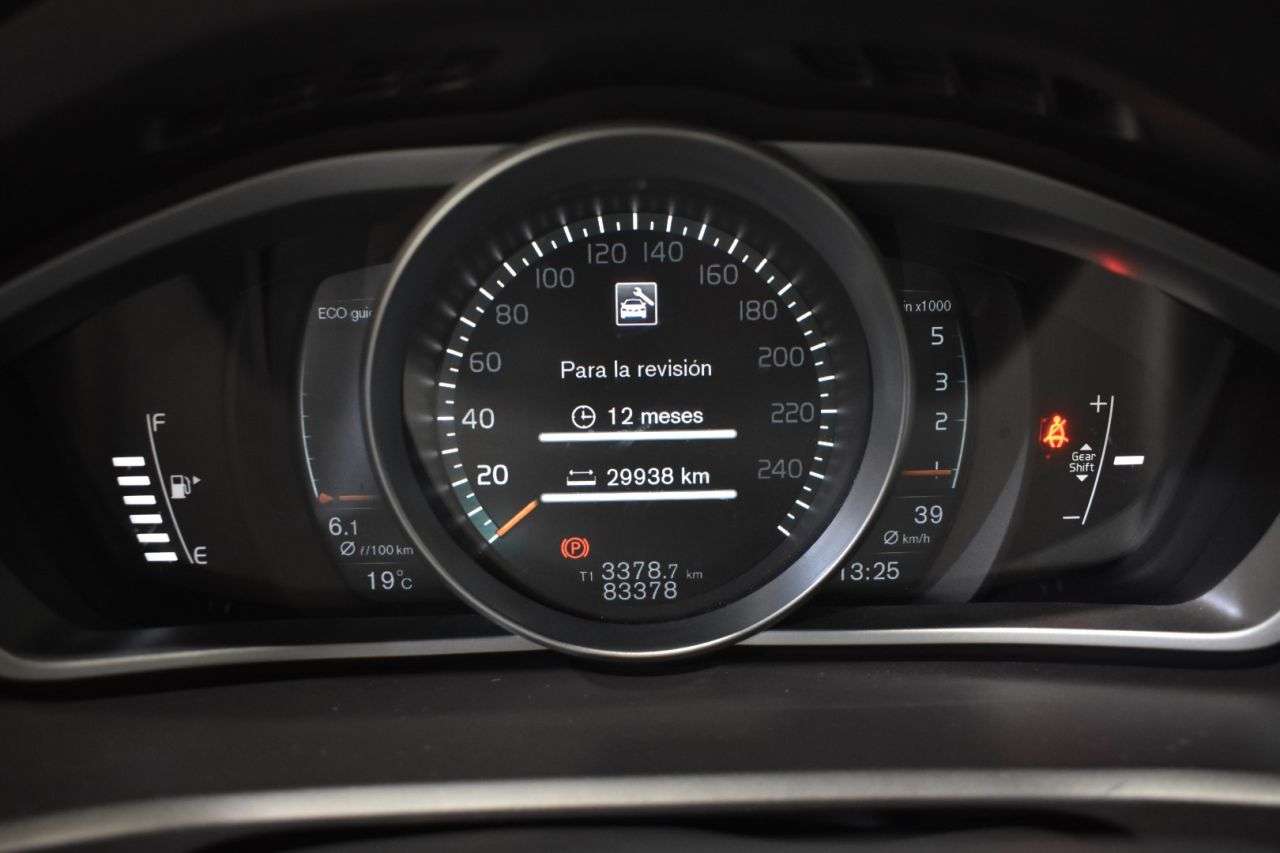 VOLVO V40 CROSS COUNTRY en Minoautos