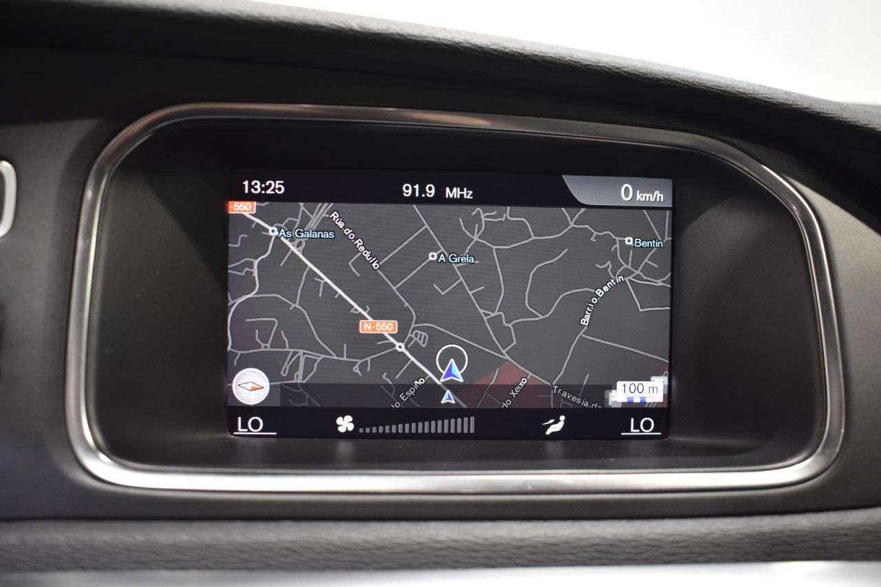 VOLVO V40 CROSS COUNTRY en Minoautos