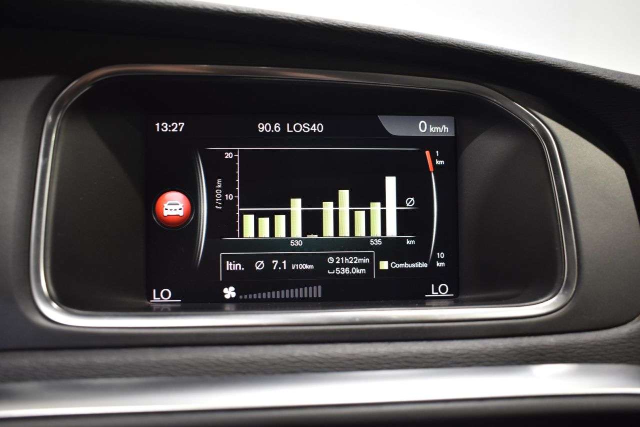 VOLVO V40 CROSS COUNTRY en Minoautos