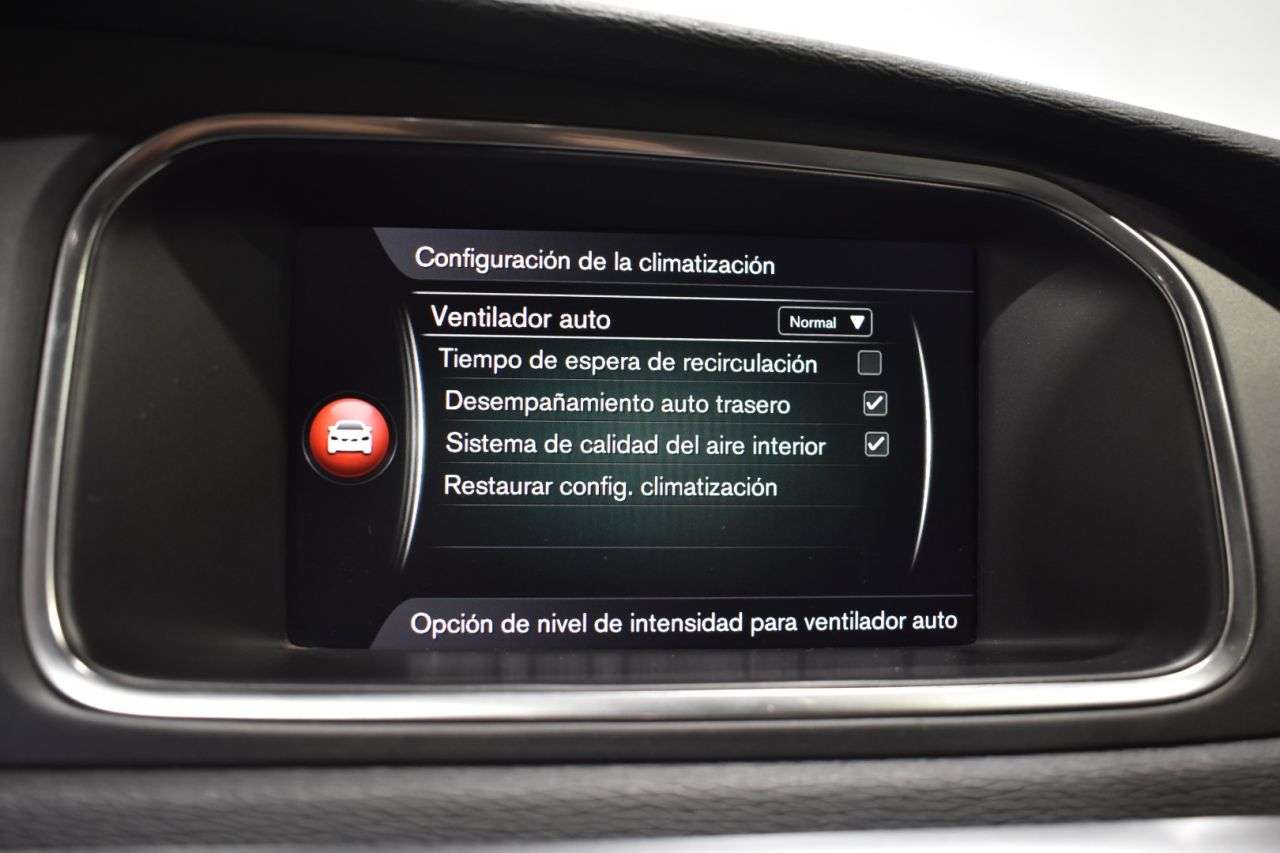 VOLVO V40 CROSS COUNTRY en Minoautos