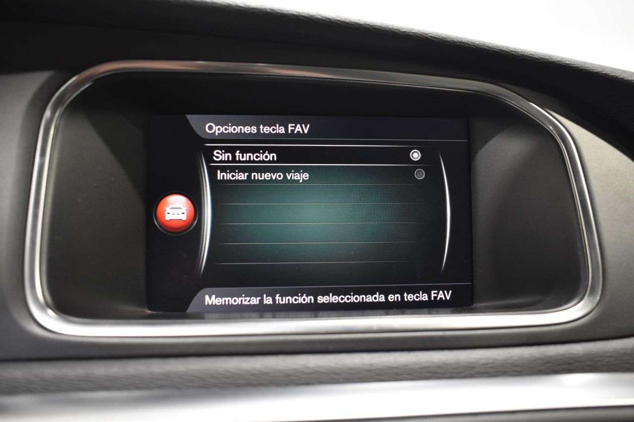 VOLVO V40 CROSS COUNTRY en Minoautos