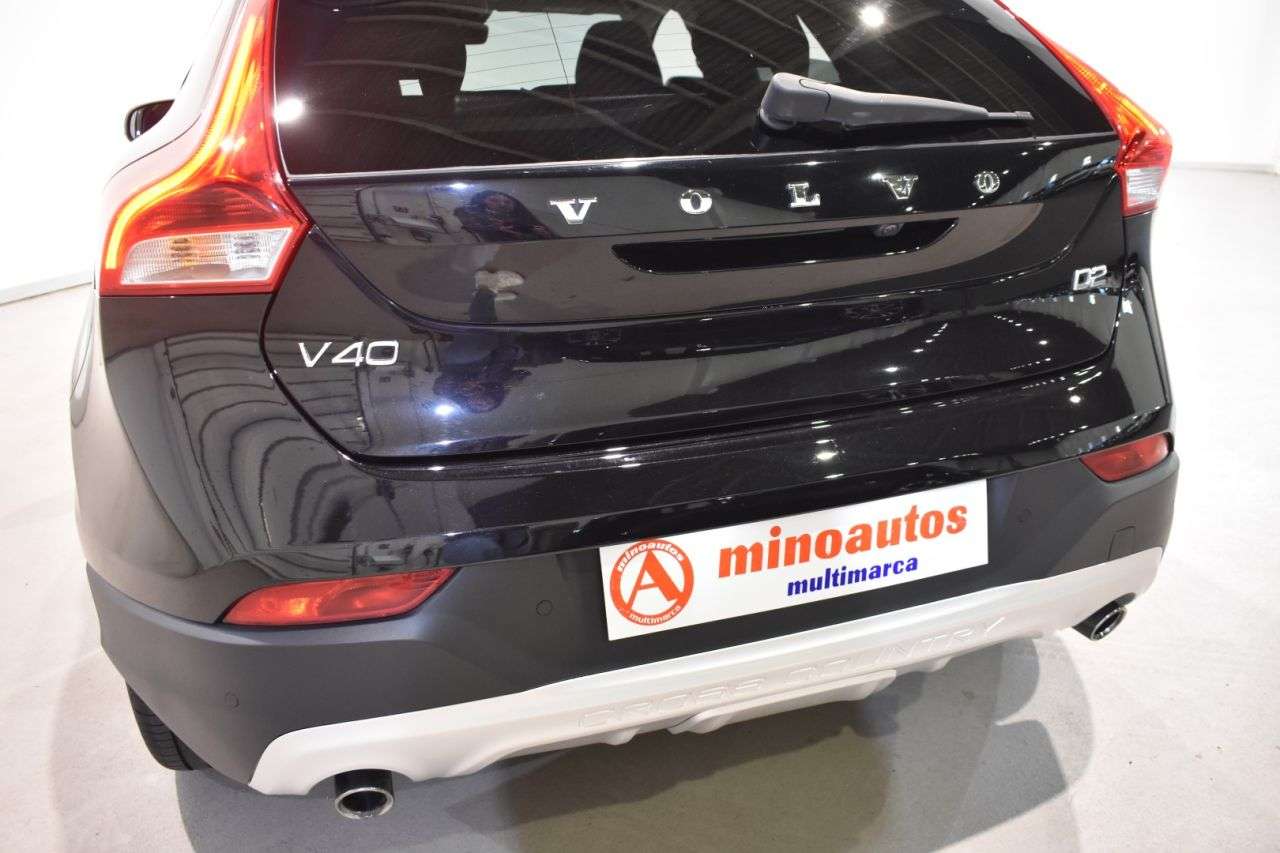 VOLVO V40 CROSS COUNTRY en Minoautos