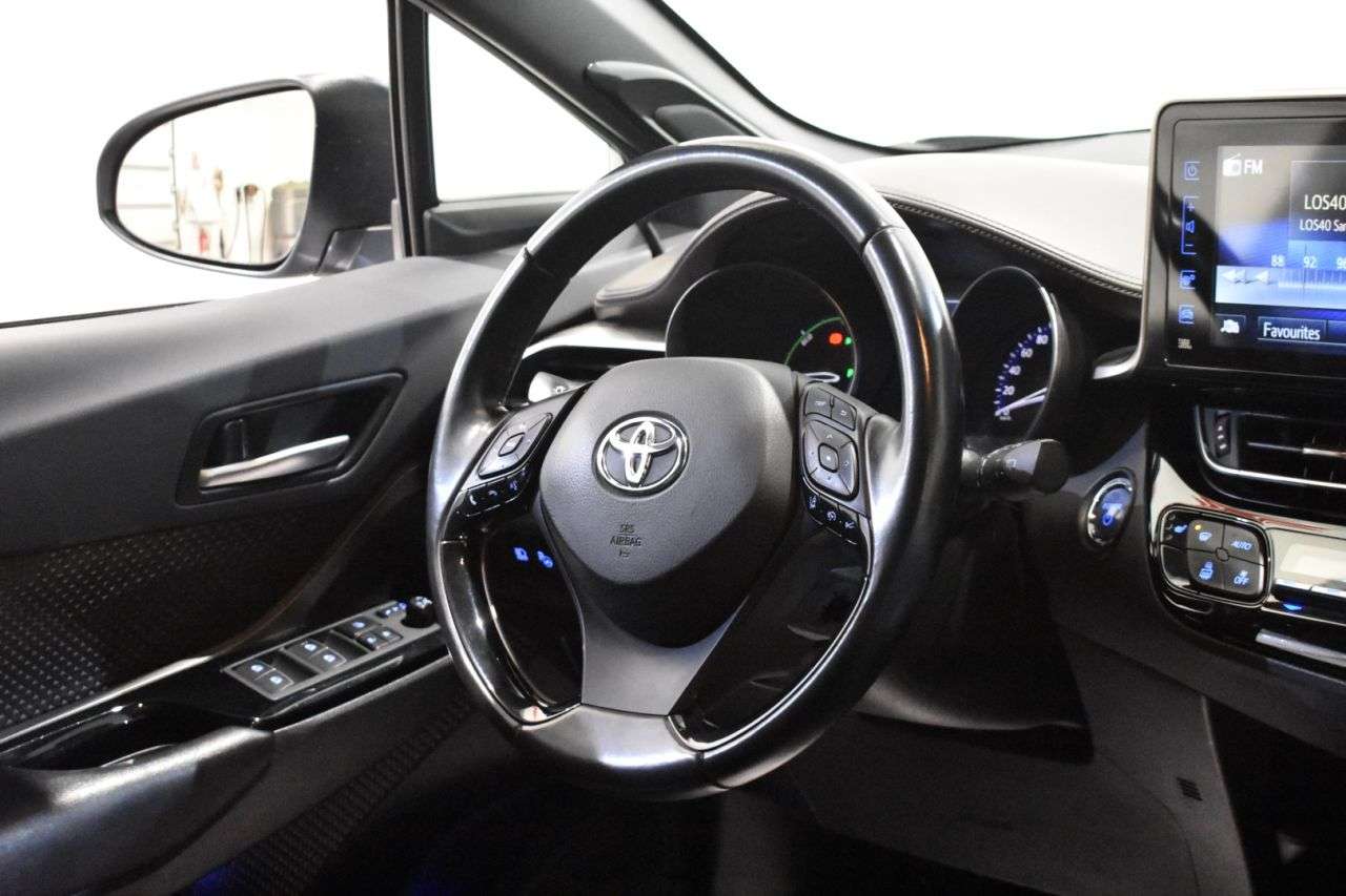 TOYOTA C-HR en Minoautos