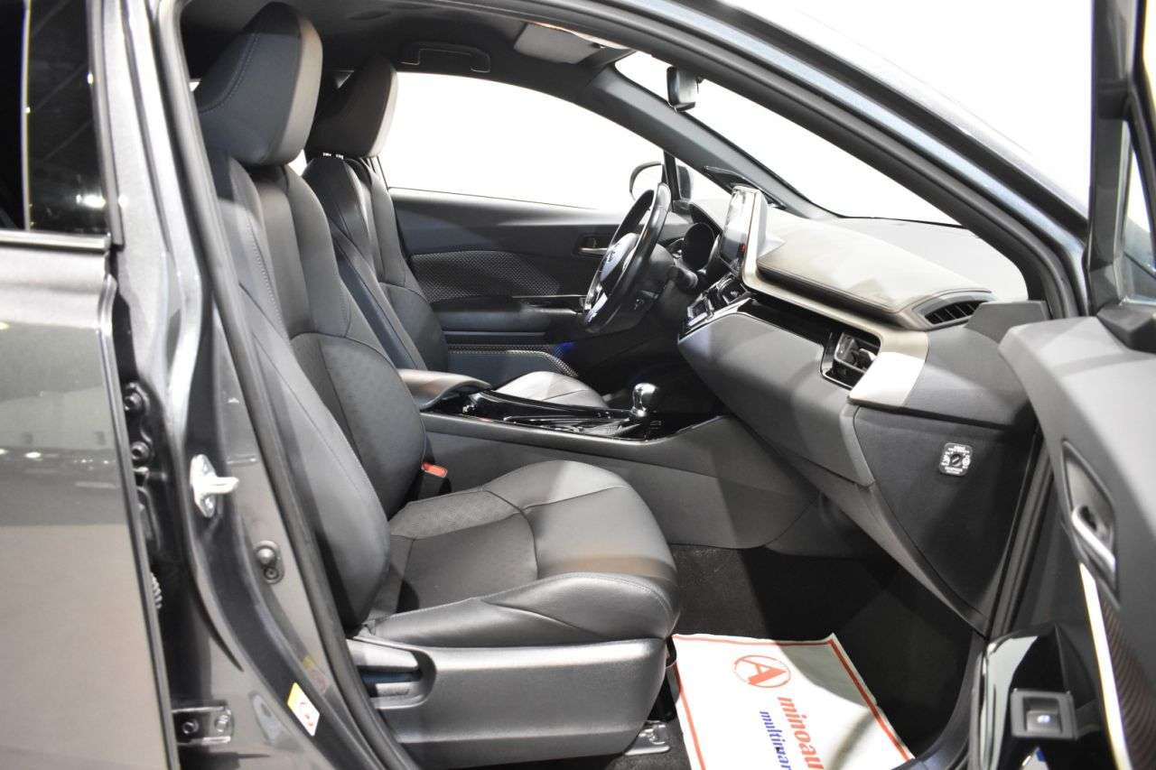 TOYOTA C-HR en Minoautos