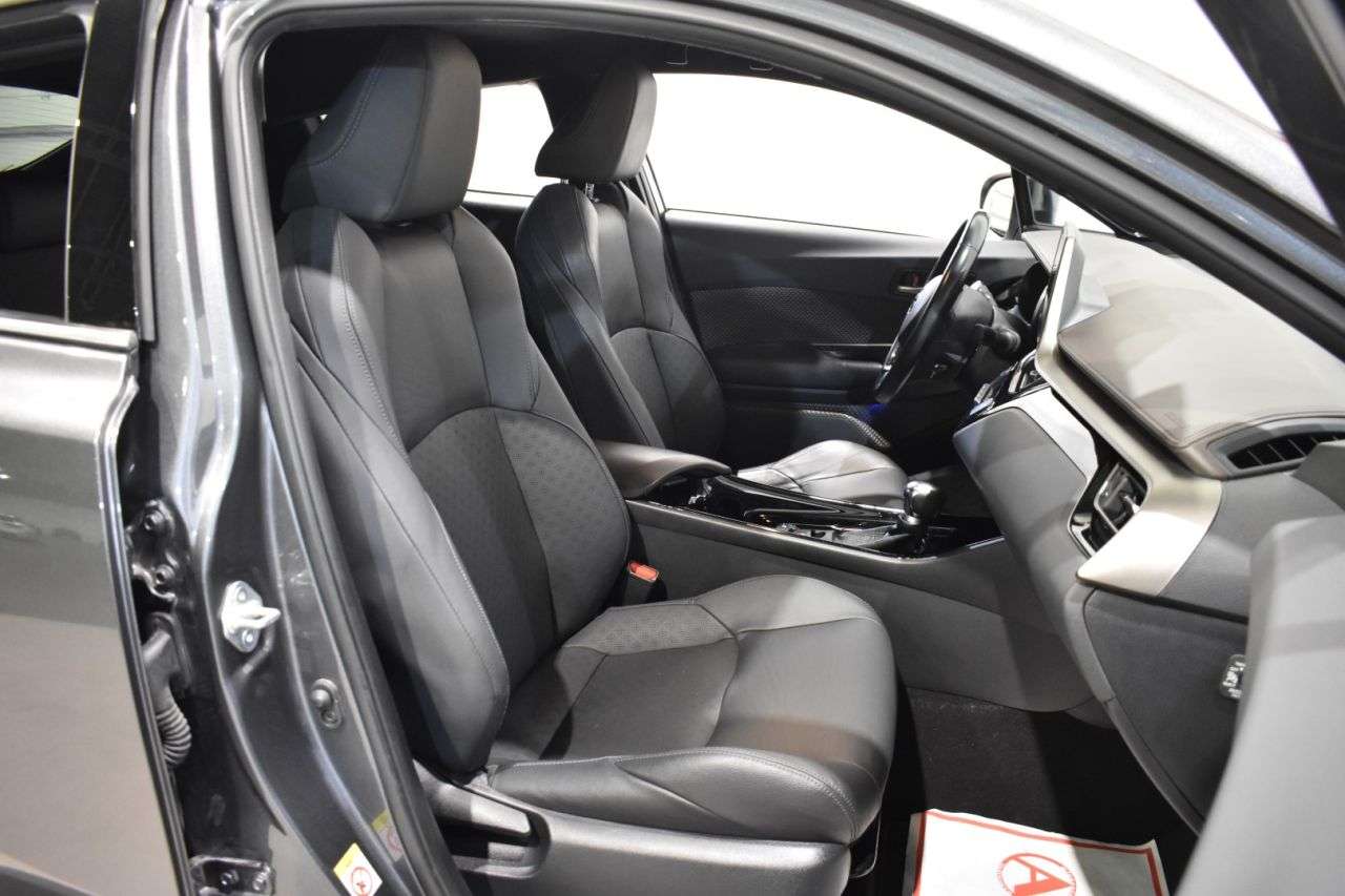TOYOTA C-HR en Minoautos