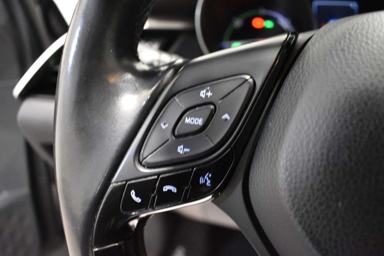 TOYOTA C-HR en Minoautos