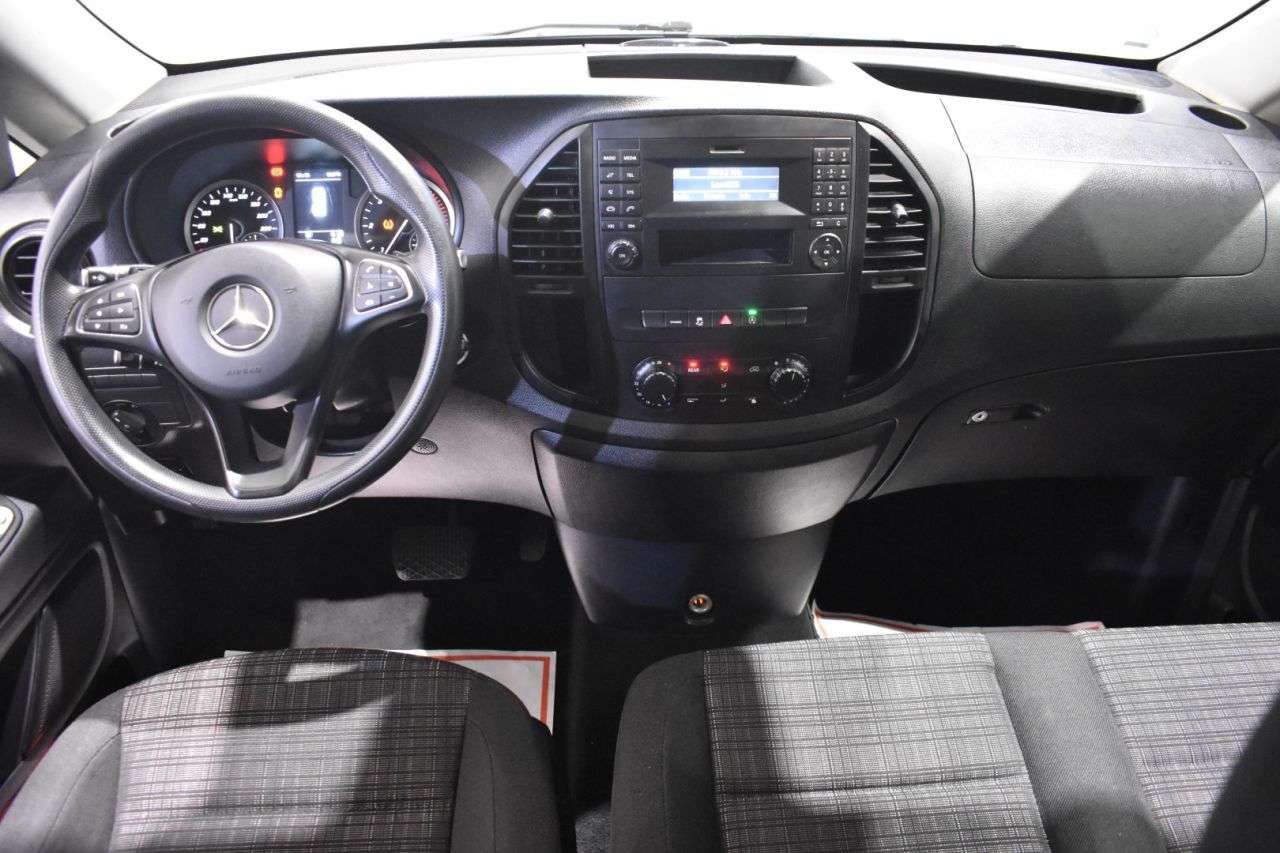 MERCEDES-BENZ VITO TOURER en Minoautos