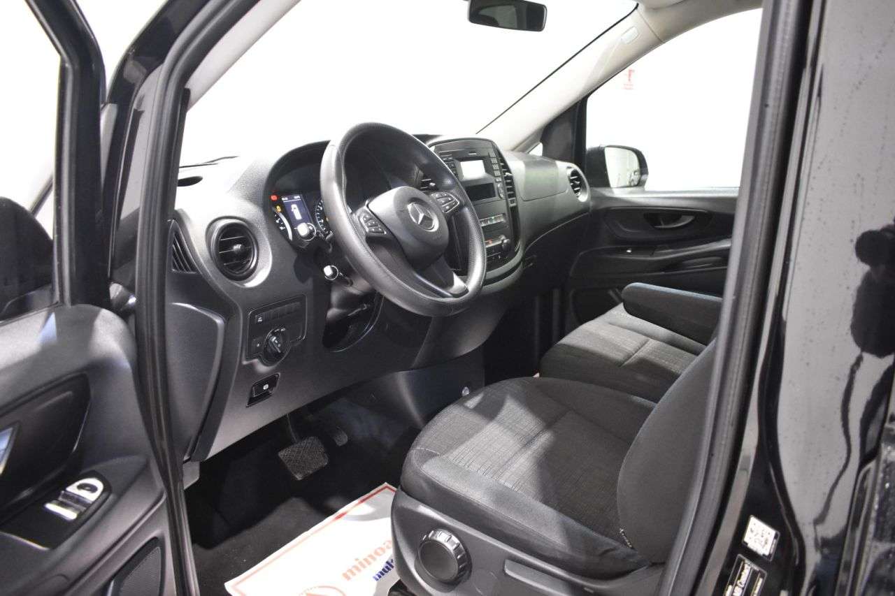 MERCEDES-BENZ VITO TOURER en Minoautos