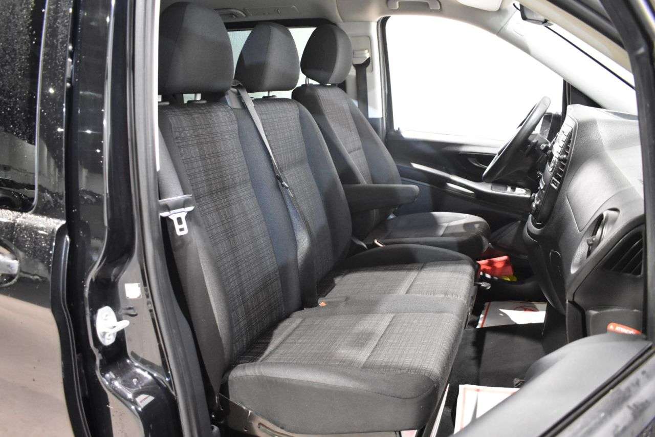 MERCEDES-BENZ VITO TOURER en Minoautos