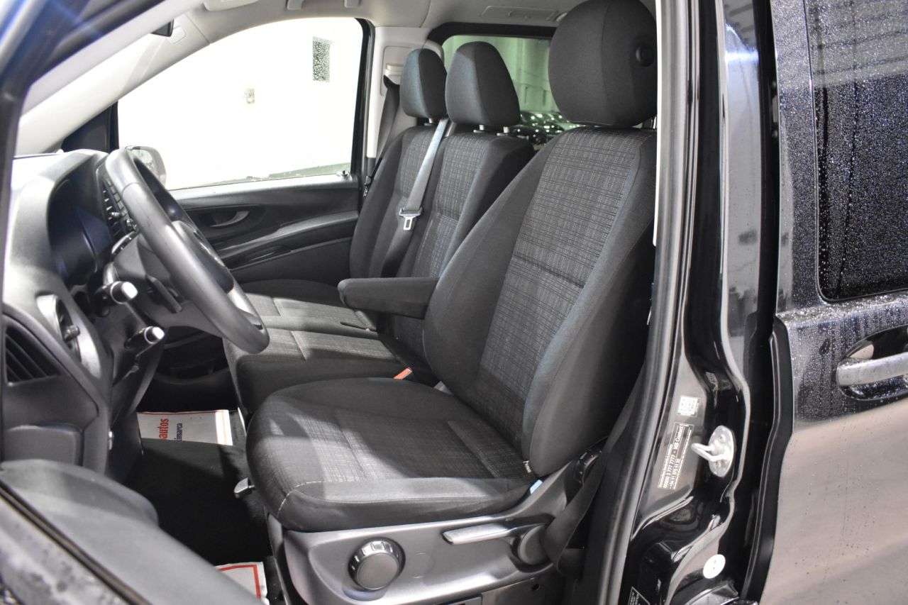 MERCEDES-BENZ VITO TOURER en Minoautos