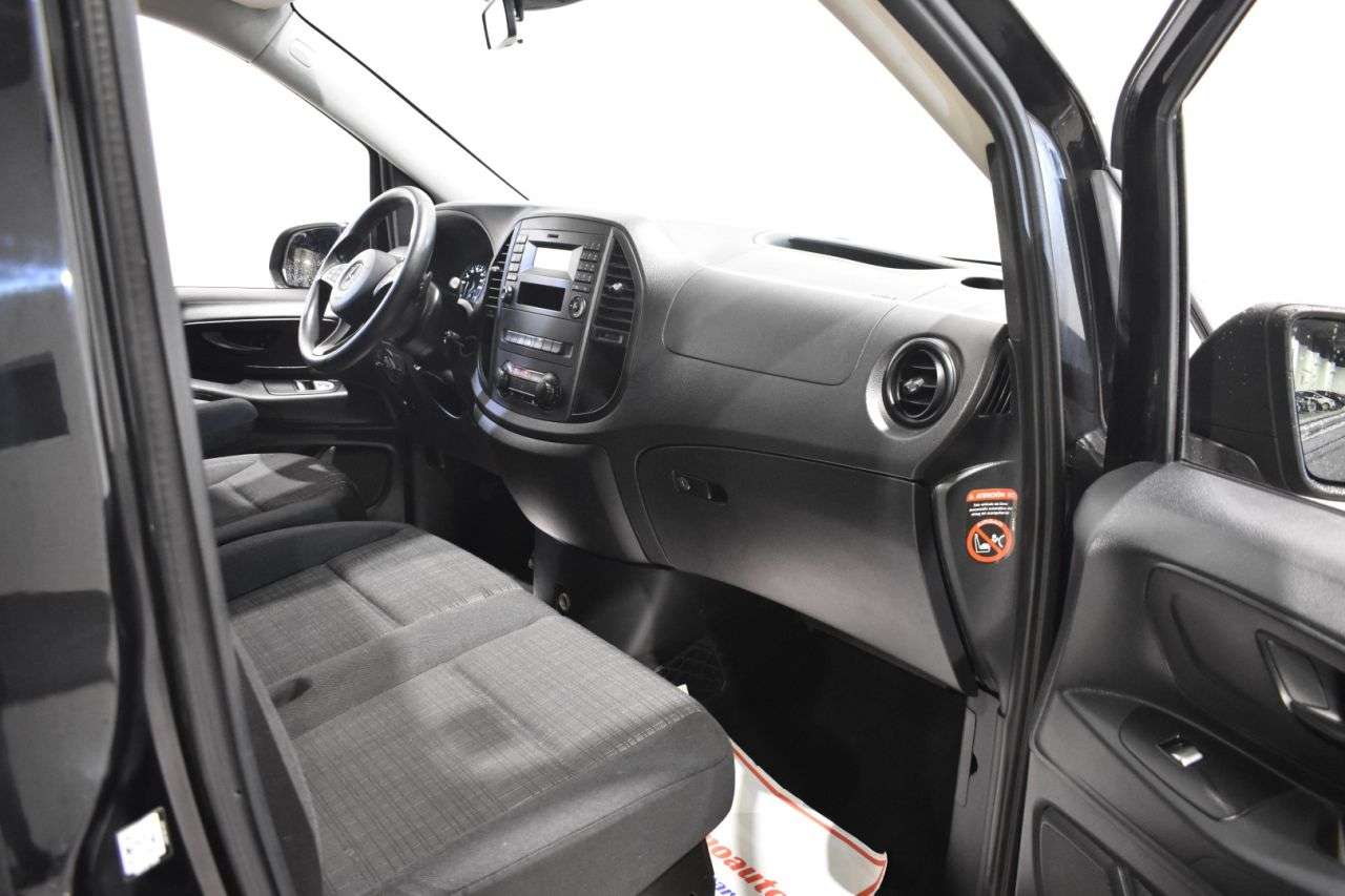 MERCEDES-BENZ VITO TOURER en Minoautos