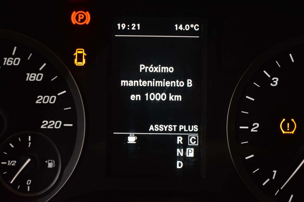 MERCEDES-BENZ VITO TOURER en Minoautos