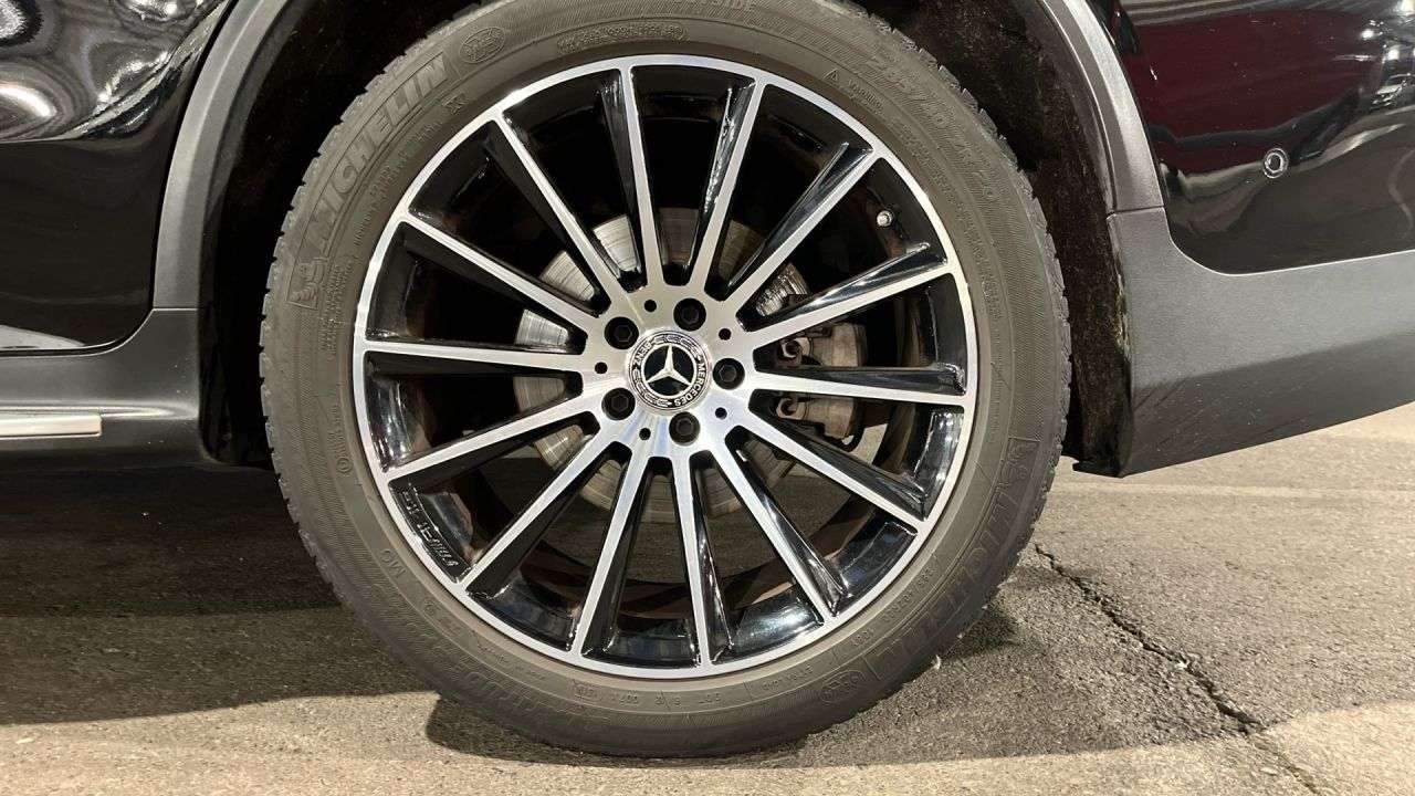 MERCEDES-BENZ GLC COUP� en Minoautos