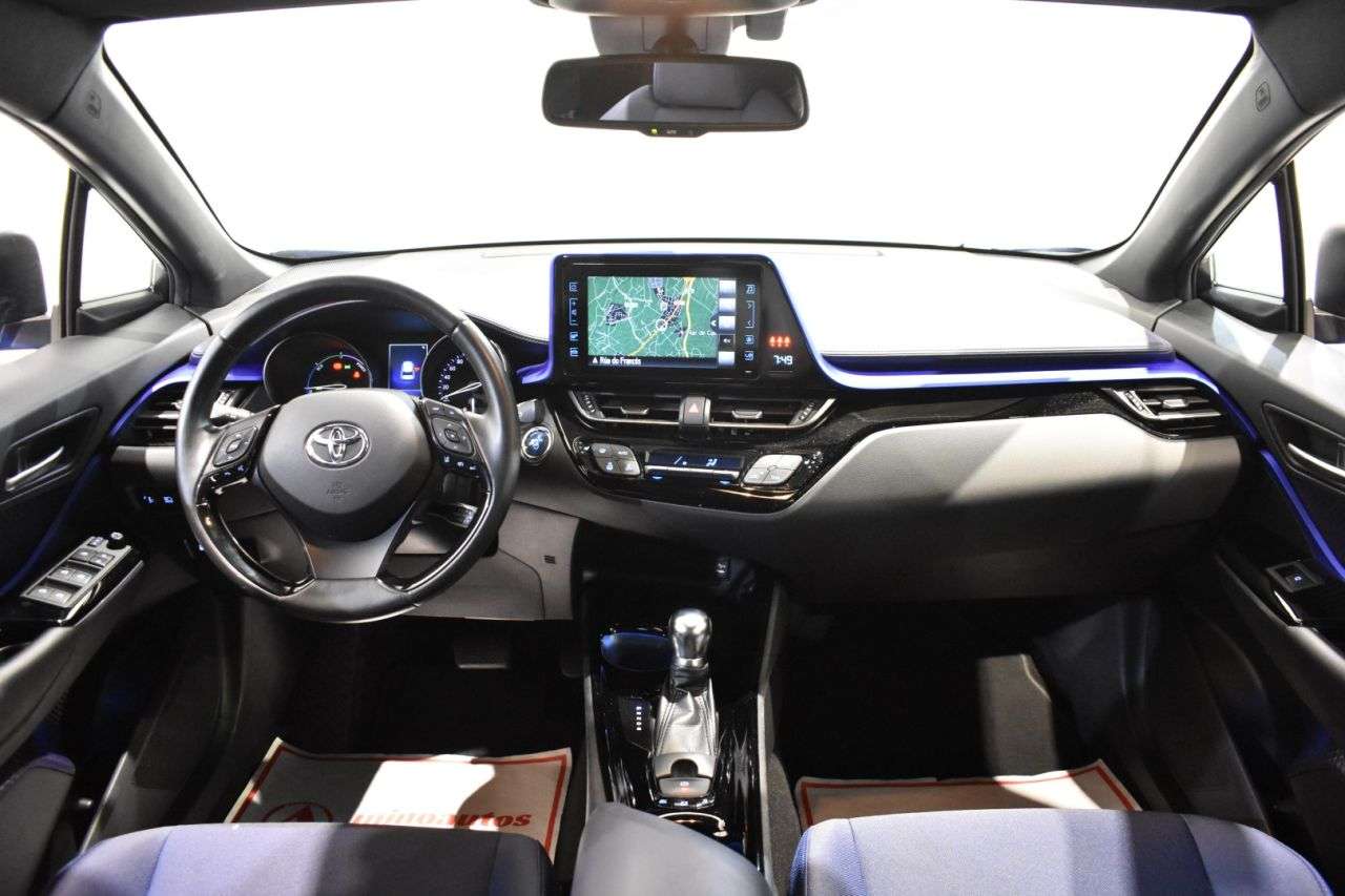 TOYOTA C-HR en Minoautos